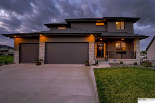 19024 Sycamore Dr, Gretna, NE, 68028-5088 | Card Image
