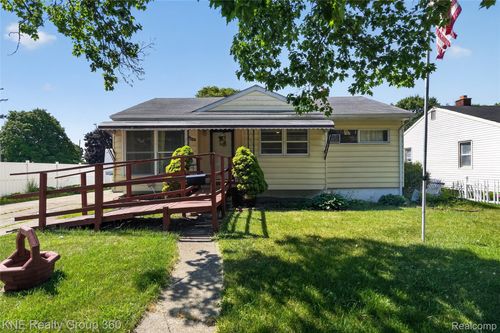 3842 Beechwood Avenue, Flint, MI, 48506 | Card Image