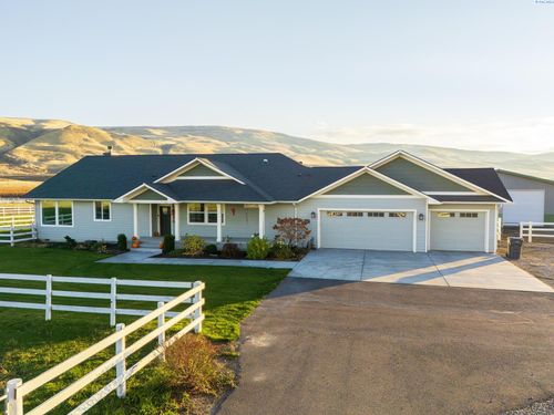 67809 W Island View Pr Nw, Prosser, WA, 99350-7403 | Card Image