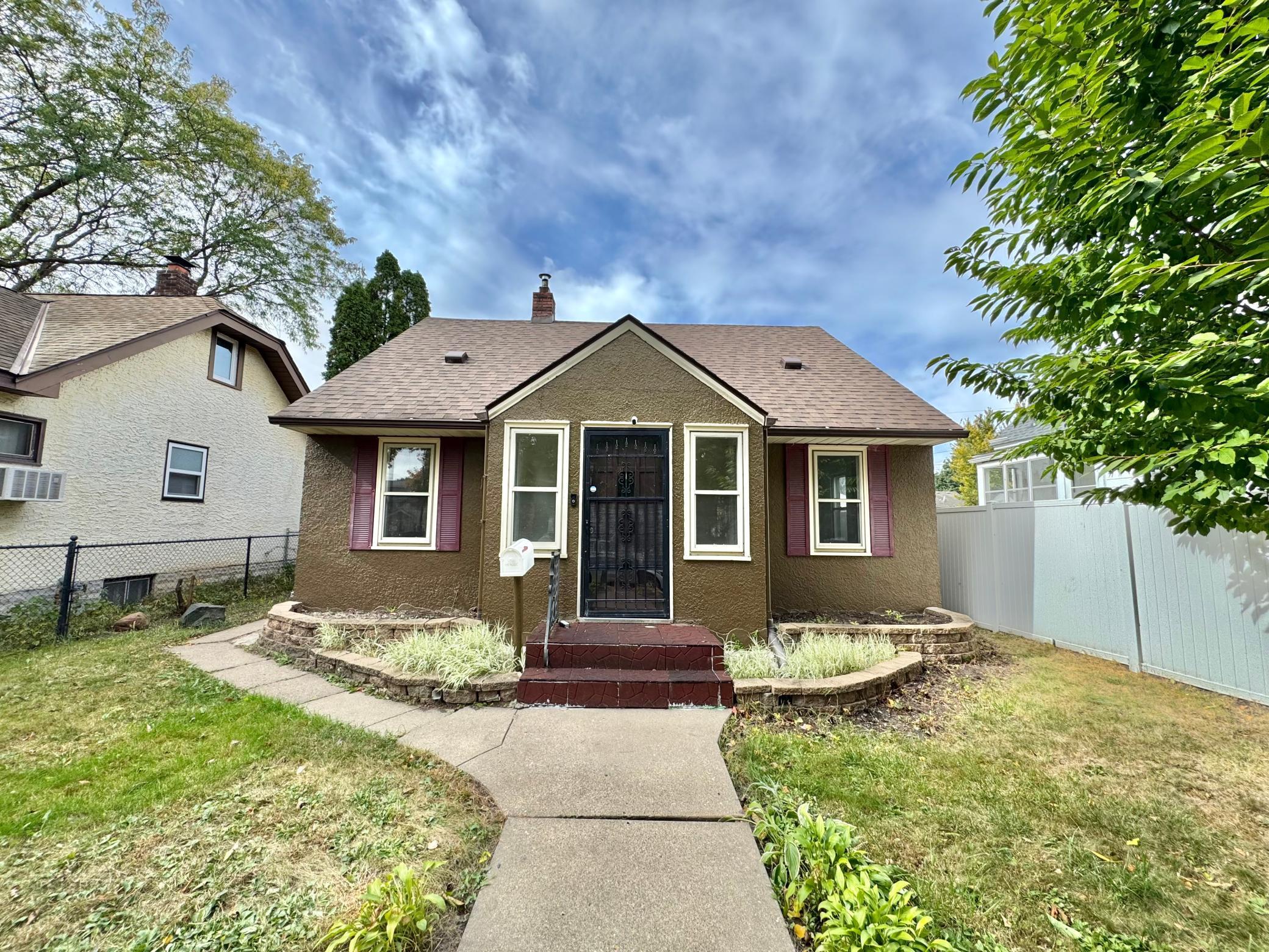 Farrington St, Saint Paul, MN 55117