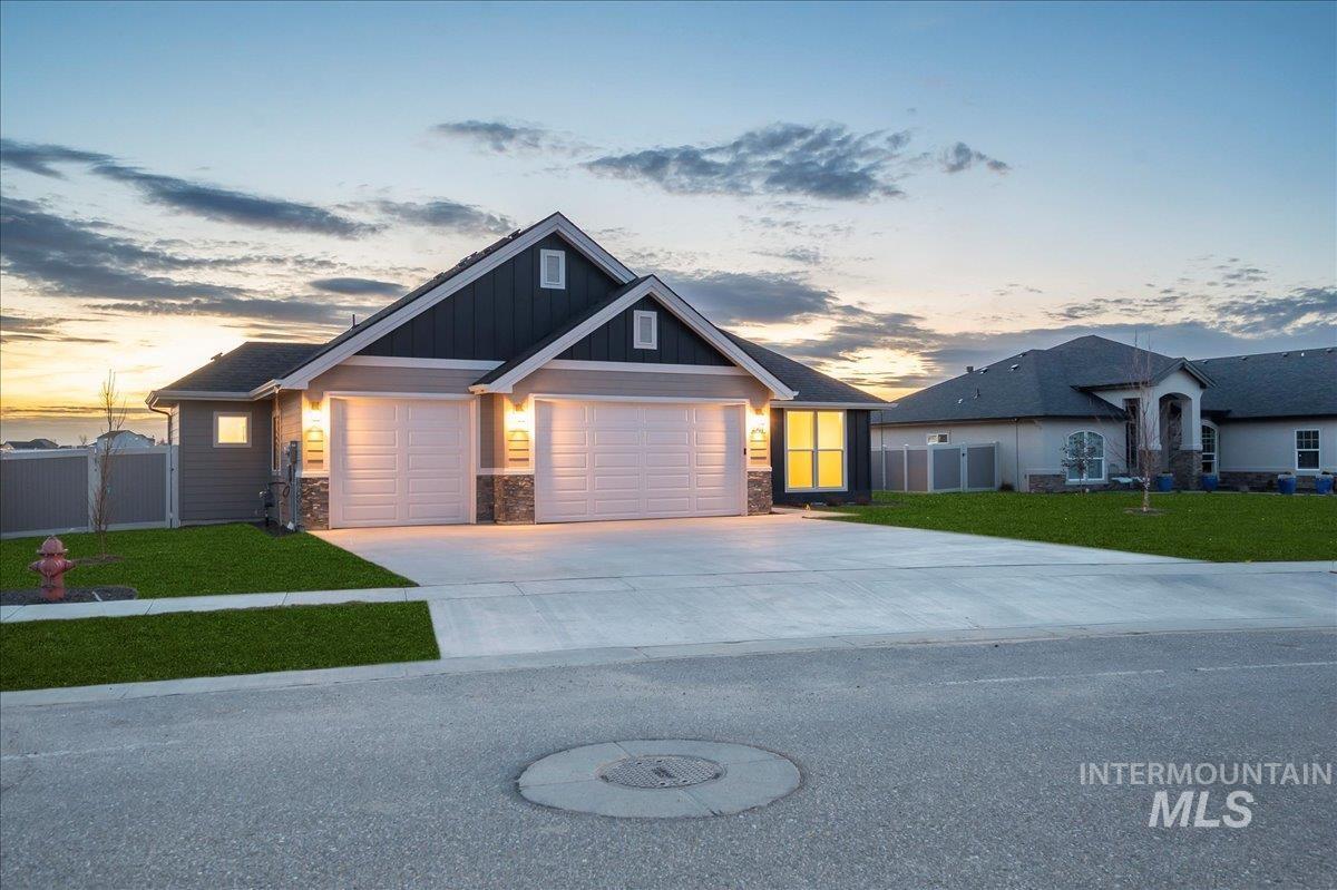 Seafarer Ct, Middleton, ID 83644