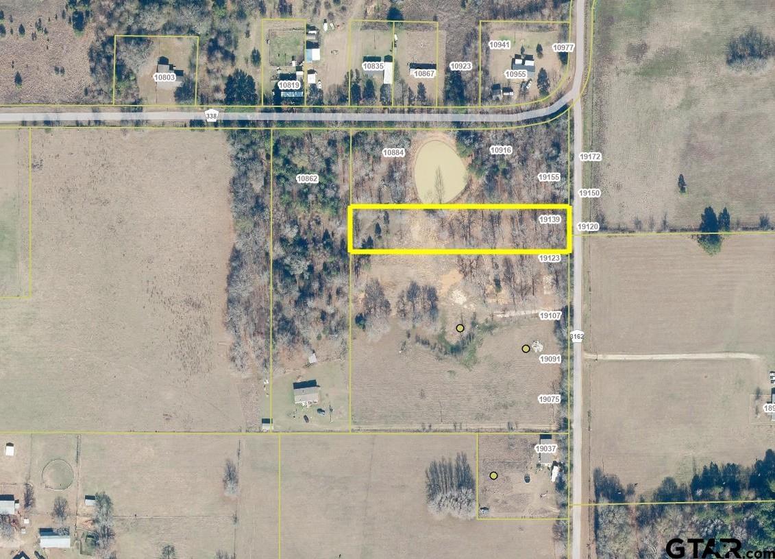 Land in Lindale