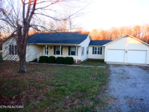 892 Norris Rd, Clarkrange, TN, 38553-5215 | Card Image