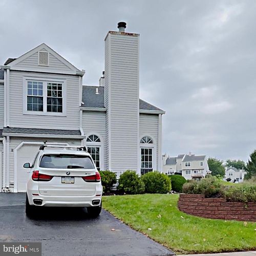 129 N Park Rd, NEWTOWN, PA, 18940-1183 | Card Image