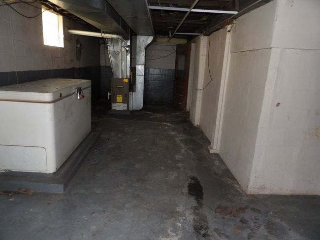 1312 Petersburg Rd, House other with 1 bedrooms, 1 bathrooms and 2 parking in Hadley PA | Image 9