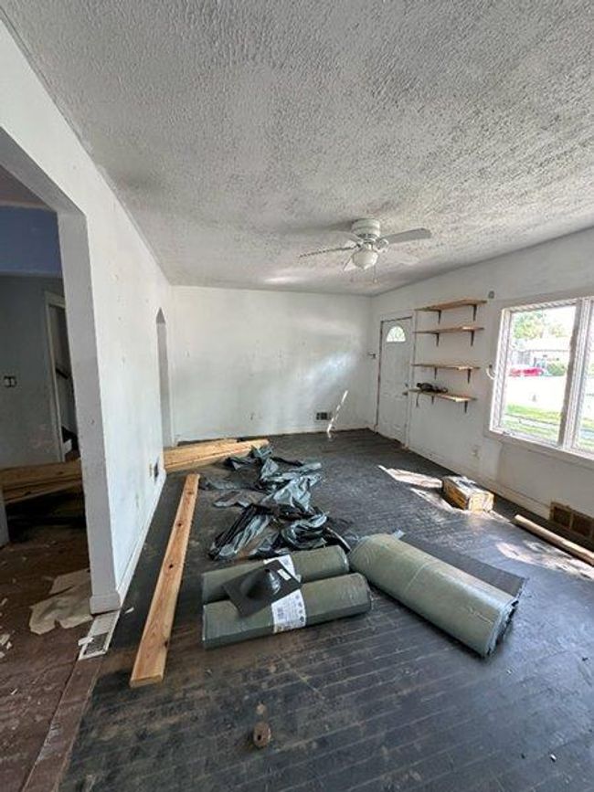 18018 Park Ave, House other with 4 bedrooms, 1 bathrooms and null parking in Lansing IL | Image 7