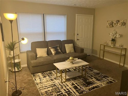 apt-8-1009 Belle Valley Dr, Belleville, IL, 62220-3431 | Card Image