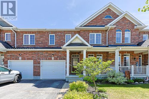 42 Arthur Case Cres, Mount Albert, ON, L0G1M0 | Card Image