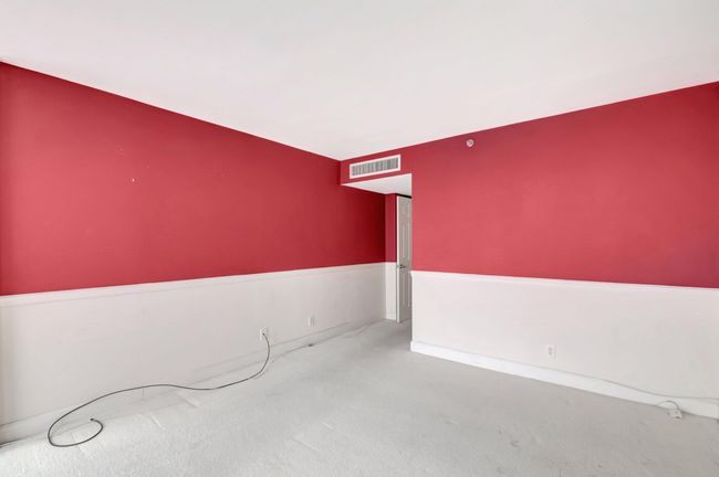 PH10 - 4750 S Ocean Blvd, Condo with 2 bedrooms, 2 bathrooms and null parking in Highland Beach FL | Image 33