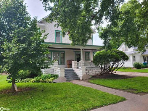 808 Elm St, Webster City, IA, 50595-2127 | Card Image