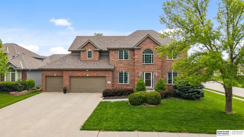 17252 Madison St, Omaha, NE, 68135-3082 | Card Image