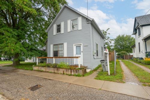 22430 Adelaide Rd, Mount Brydges, ON, N0L1W0 | Card Image