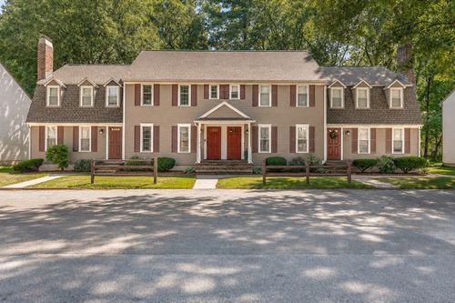 759-759 Wellman Ave, North Chelmsford, MA, 01863-1354 | Card Image