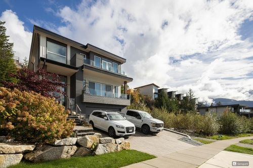 24-3385 Mamquam Rd, Squamish, BC, V8B0E3 | Card Image