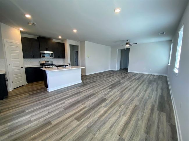 201 Banff Dr, House other with 3 bedrooms, 2 bathrooms and 4 parking in Kyle TX | Image 4