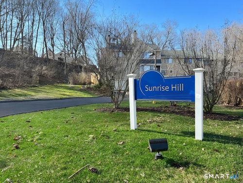 14-14 Sunrise Hill Rd, Norwalk, CT, 06851-2118 | Card Image