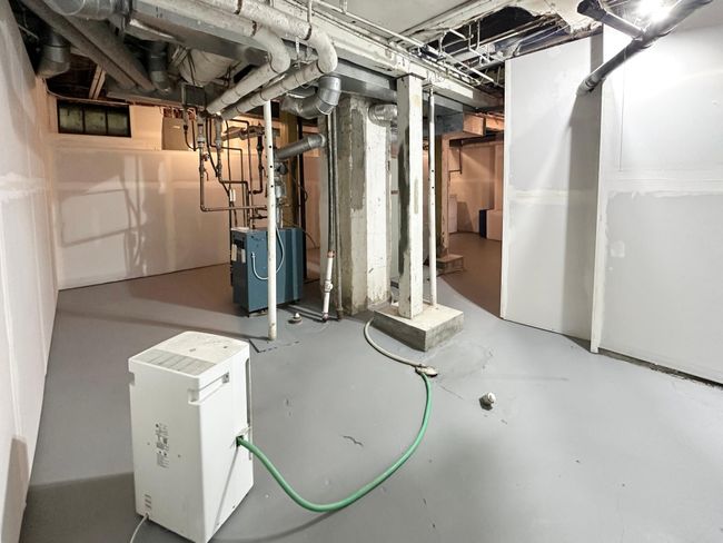 Basement | Image 38