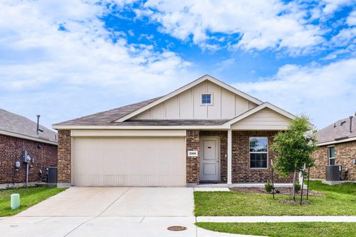 2305 Mobile Dr, Ennis, TX, 75119-7394 | Card Image