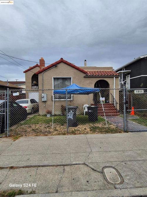 1211 96th Ave, Oakland, CA, 94603-1423 | Card Image