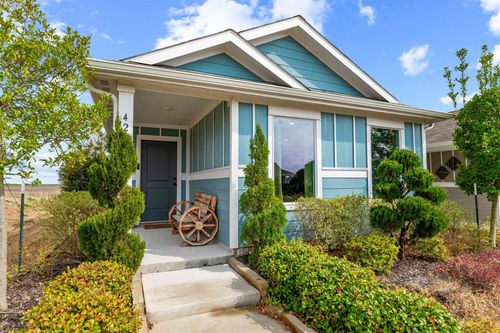 421 Corsair Way, Ferris, TX, 75125-9210 | Card Image