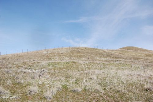 lot-c-NKA N Wenas Rd, Selah, WA, 98942 | Card Image