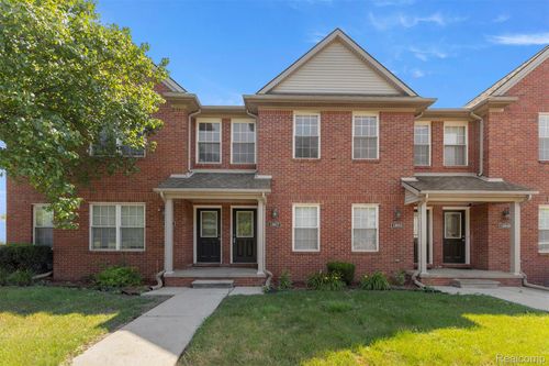 13017 Turnberry Ct, Southgate, MI, 48195-3479 | Card Image
