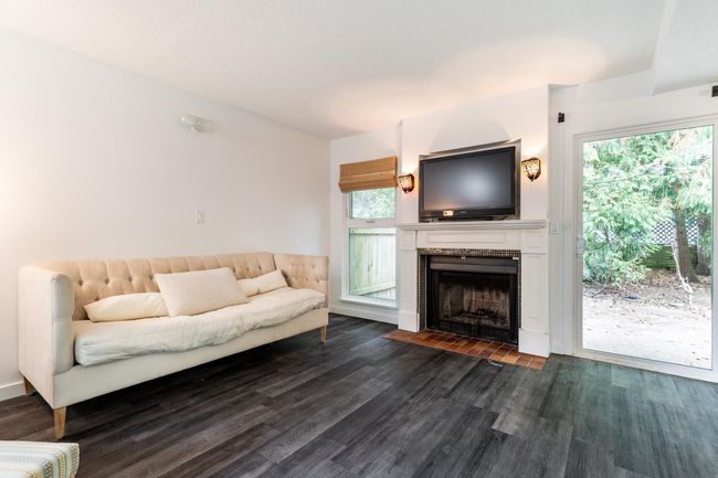 7359 Pinnacle Court, Townhouse with 3 bedrooms, 2 bathrooms and 2 parking in Vancouver BC | Image 8
