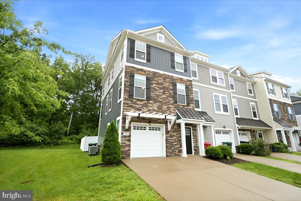 Residential Lease in MIDLOTHIAN 2