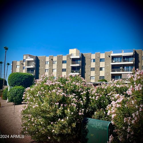 327-425 S Parkcrest, Mesa, AZ, 85206-2053 | Card Image