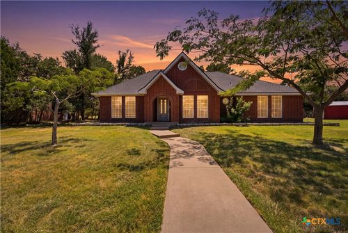 8221 Mountain Dr, Salado, TX, 76571-5280 | Card Image