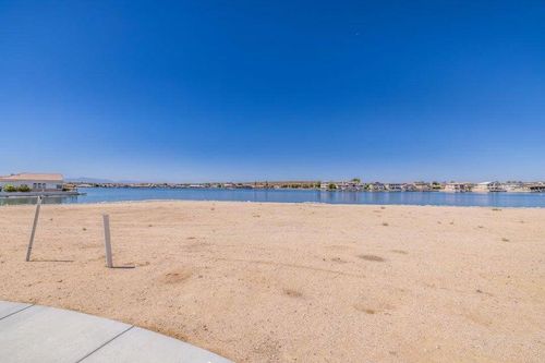 45-27160 Vista Rd, Helendale, CA, 92342-9764 | Card Image