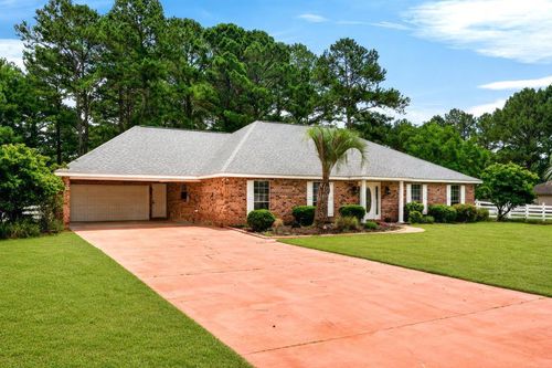 52 Falcon Dr, Picayune, MS, 39466-7710 | Card Image