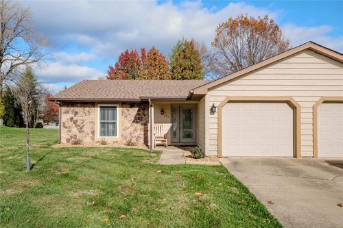 25 Ginger Lake Drive S, Glen Carbon, IL, 62034 | Card Image