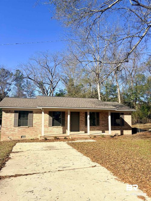 47 Fairview St, Evergreen, AL, 36401-7557 | Card Image