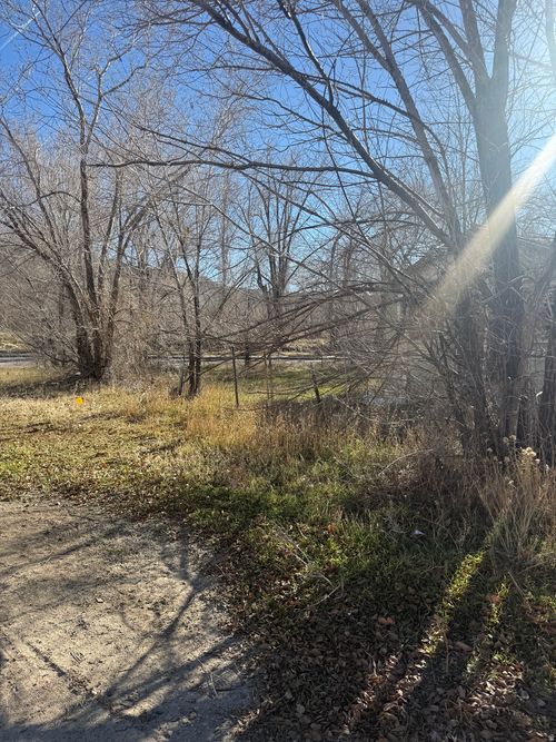 127 Ivy St, Helper, UT, 84526-1525 | Card Image