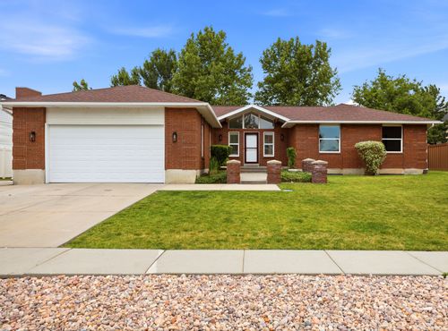 929 W Brandermill Cv, Murray, UT, 84123-7602 | Card Image
