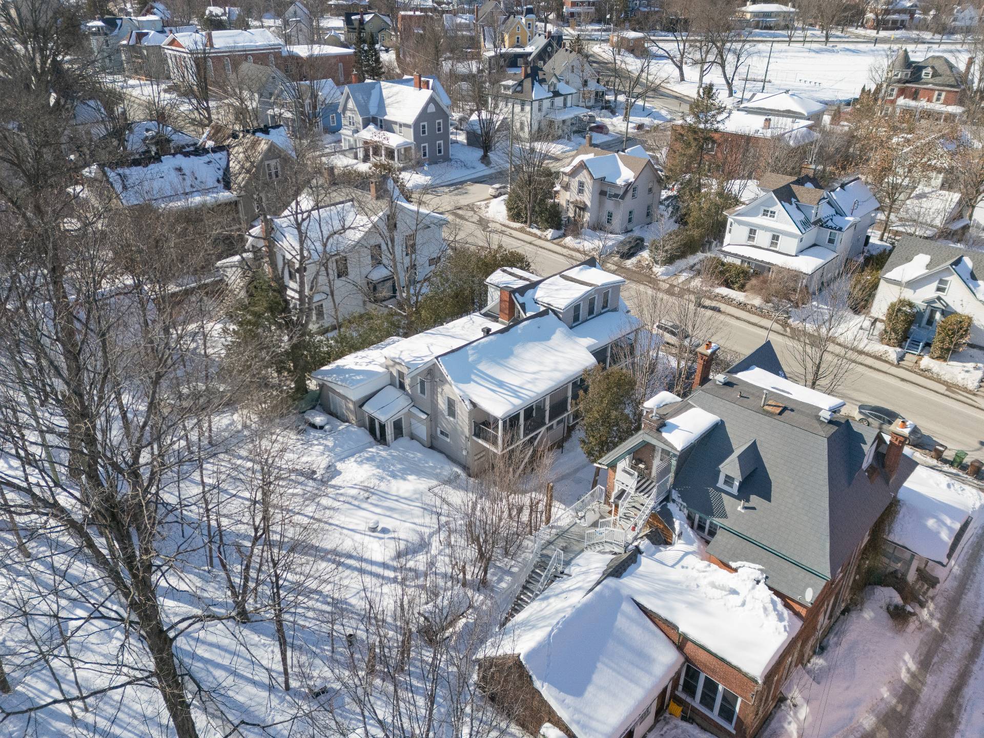 Other in Sherbrooke (Les Nations) 3