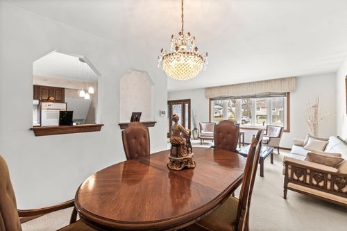 501 S Cherry St, Itasca, IL, 60143-2110 | Card Image