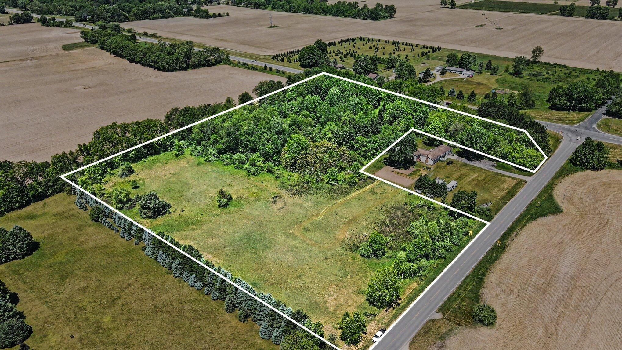 Land in Paw Paw