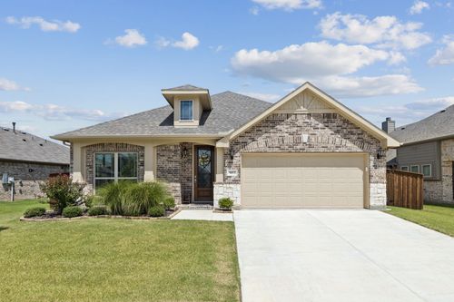 9053 Silver Dollar Dr, Fort Worth, TX, 76131-1938 | Card Image