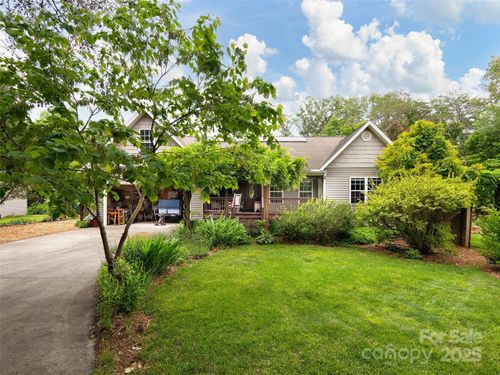 224 Old Haw Creek Rd, Asheville, NC, 28805-1910 | Card Image