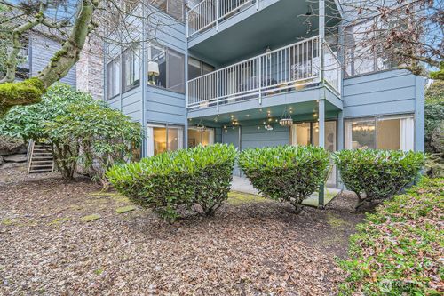 3434 25th Ave W, Seattle, WA, 98199-2229 | Card Image