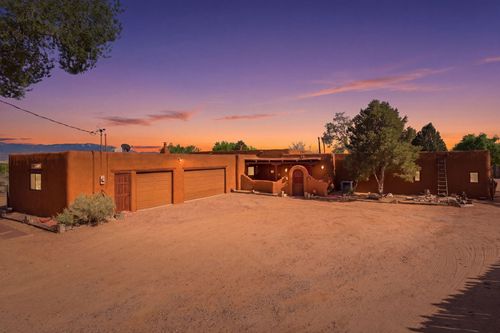 159 El Rey Dr, Corrales, NM, 87048-7117 | Card Image