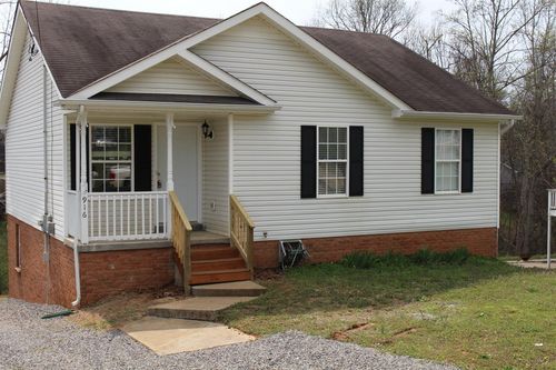 916 Granny White Rd, Clarksville, TN, 37040-2817 | Card Image