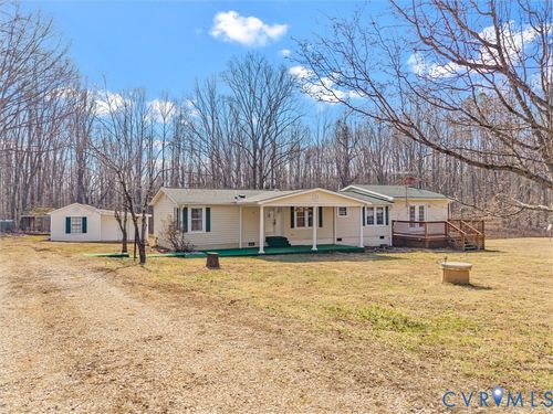 1349 Whispering Rd, Dillwyn, VA, 23936-3011 | Card Image