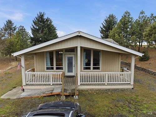 3625 Highway 95, Moscow, ID, 83843-7803 | Card Image