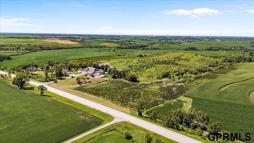 19640 Pawnee Rd, Bennington, NE, 68007-6314 | Card Image