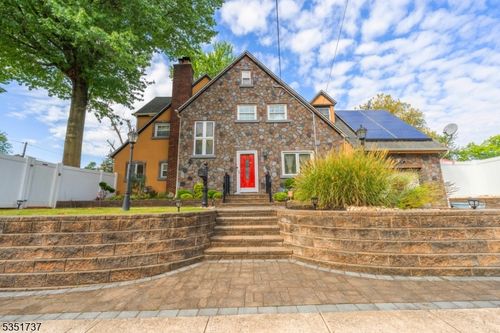 426 Walnut St, Roselle Park, NJ, 07204-2014 | Card Image