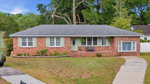 1246 Honeysuckle Ln, Charleston, SC, 29412-9713 | Card Image