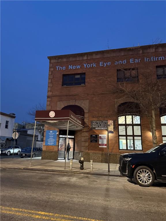 9020 5Th Ave, Brooklyn, NY 11209